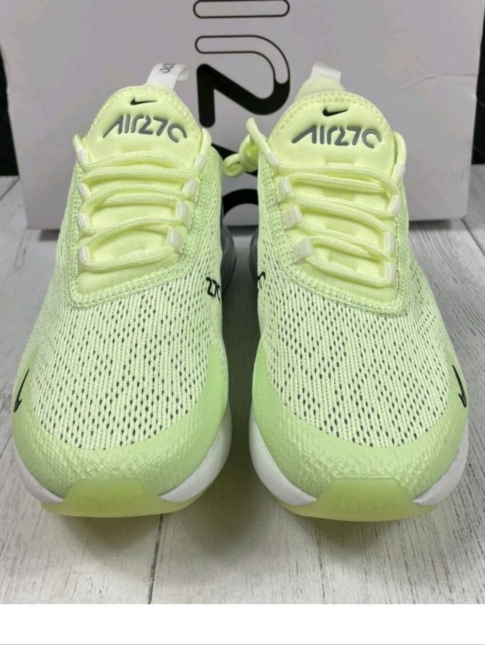 Nike  Air270 Barely Volt Black Summit White  Sneakers Neon Lime Size 7.5